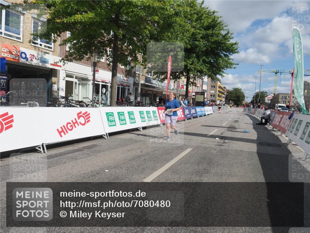 15.09.2024 - PSD Bank Halbmarathon Miley Keyser http://msf.ph/oto/7080480 15.09.2024 12:50:17 Ziel 3365 meine-sportfotos.de
