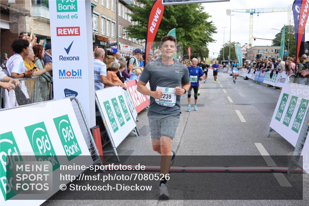 15.09.2024 - PSD Bank Halbmarathon Strokosch-Dieckow http://msf.ph/oto/7080526 15.09.2024 12:25:43 Ziel 1841, 2239, 2267, 2386, 2442 meine-sportfotos.de