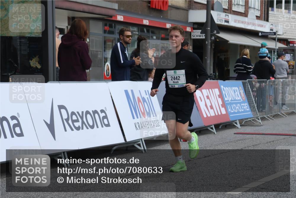 15.09.2024 - PSD Bank Halbmarathon Michael Strokosch http://msf.ph/oto/7080633 15.09.2024 12:25:26 Ziel 1153, 1841, 2250, 2386, 2442, 3283 meine-sportfotos.de