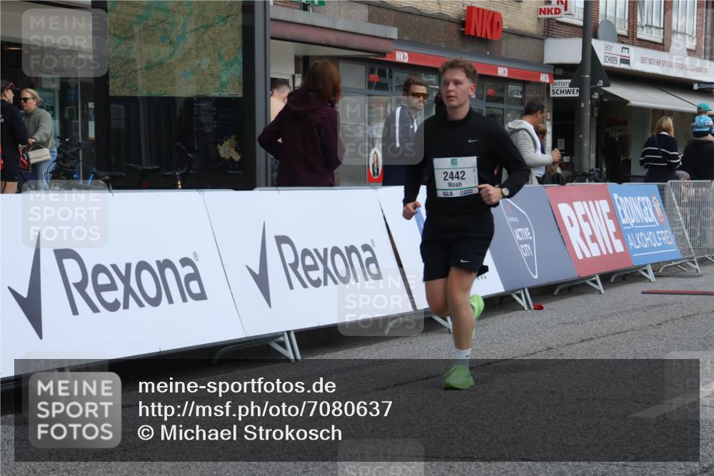 15.09.2024 - PSD Bank Halbmarathon Michael Strokosch http://msf.ph/oto/7080637 15.09.2024 12:25:26 Ziel 1153, 1841, 2250, 2386, 2442, 3283 meine-sportfotos.de