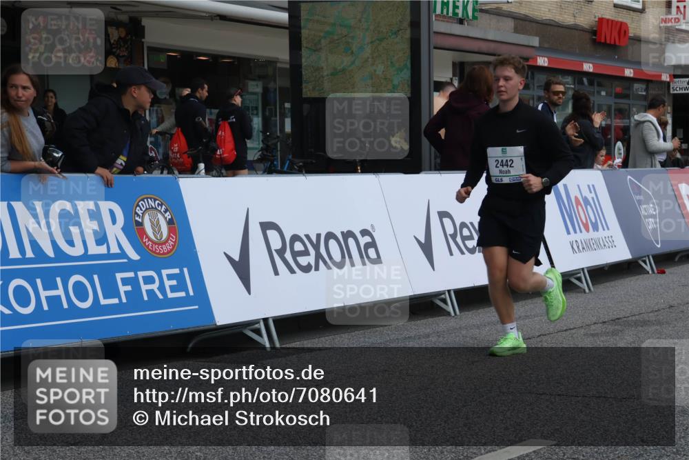 15.09.2024 - PSD Bank Halbmarathon Michael Strokosch http://msf.ph/oto/7080641 15.09.2024 12:25:27 Ziel 1153, 1841, 2250, 2386, 2442, 3283 meine-sportfotos.de
