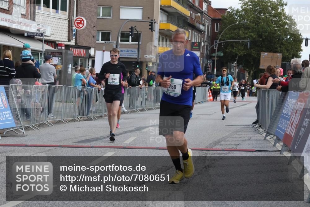 15.09.2024 - PSD Bank Halbmarathon Michael Strokosch http://msf.ph/oto/7080651 15.09.2024 12:25:28 Ziel 1153, 1841, 2250, 2386, 2442, 3283 meine-sportfotos.de
