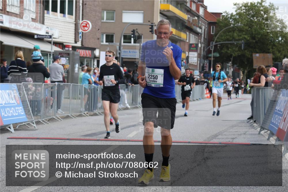 15.09.2024 - PSD Bank Halbmarathon Michael Strokosch http://msf.ph/oto/7080662 15.09.2024 12:25:28 Ziel 1153, 1841, 2250, 2386, 2442, 3283 meine-sportfotos.de