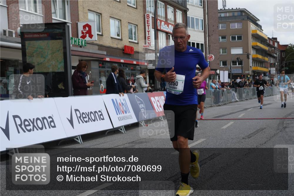 15.09.2024 - PSD Bank Halbmarathon Michael Strokosch http://msf.ph/oto/7080699 15.09.2024 12:25:30 Ziel 1153, 1841, 2250, 2386, 2442, 3283 meine-sportfotos.de