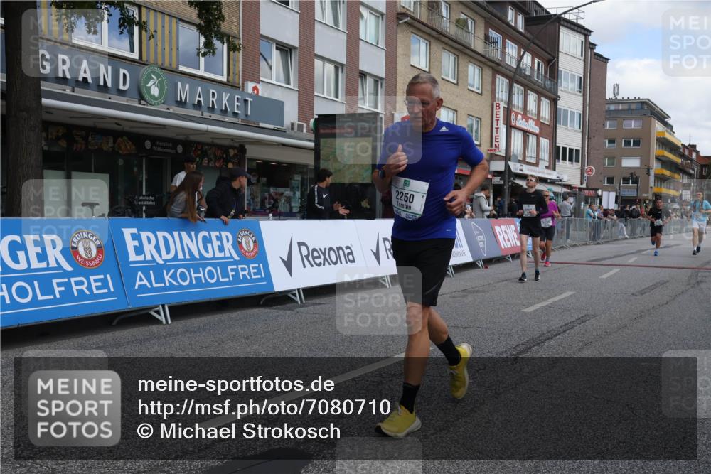 15.09.2024 - PSD Bank Halbmarathon Michael Strokosch http://msf.ph/oto/7080710 15.09.2024 12:25:31 Ziel 1153, 1841, 2250, 2386, 2442, 3283 meine-sportfotos.de