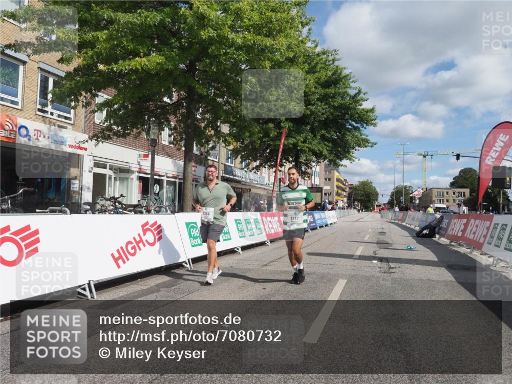 15.09.2024 - PSD Bank Halbmarathon Miley Keyser http://msf.ph/oto/7080732 15.09.2024 12:51:27 Ziel 1817, 2384 meine-sportfotos.de