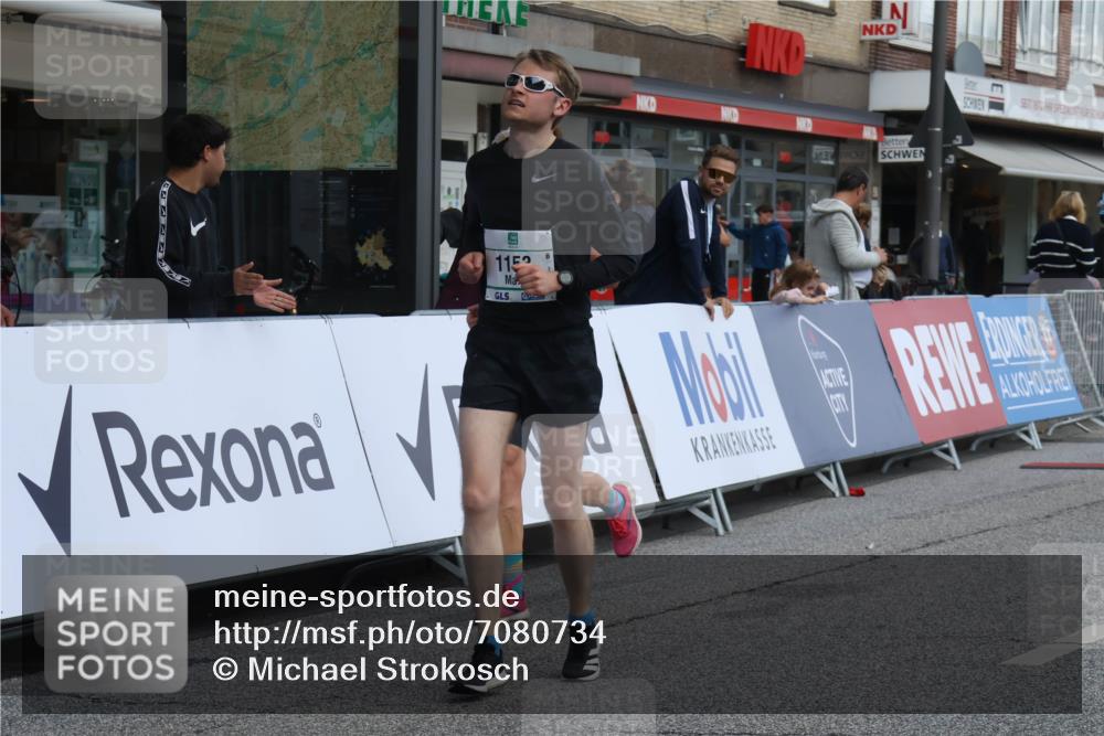 15.09.2024 - PSD Bank Halbmarathon Michael Strokosch http://msf.ph/oto/7080734 15.09.2024 12:25:34 Ziel 1153, 1841, 2250, 2386, 2442, 3283 meine-sportfotos.de