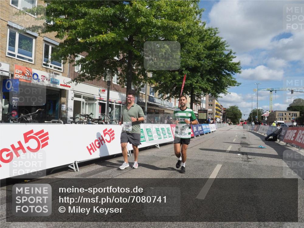 15.09.2024 - PSD Bank Halbmarathon Miley Keyser http://msf.ph/oto/7080741 15.09.2024 12:51:27 Ziel 1817, 2384 meine-sportfotos.de
