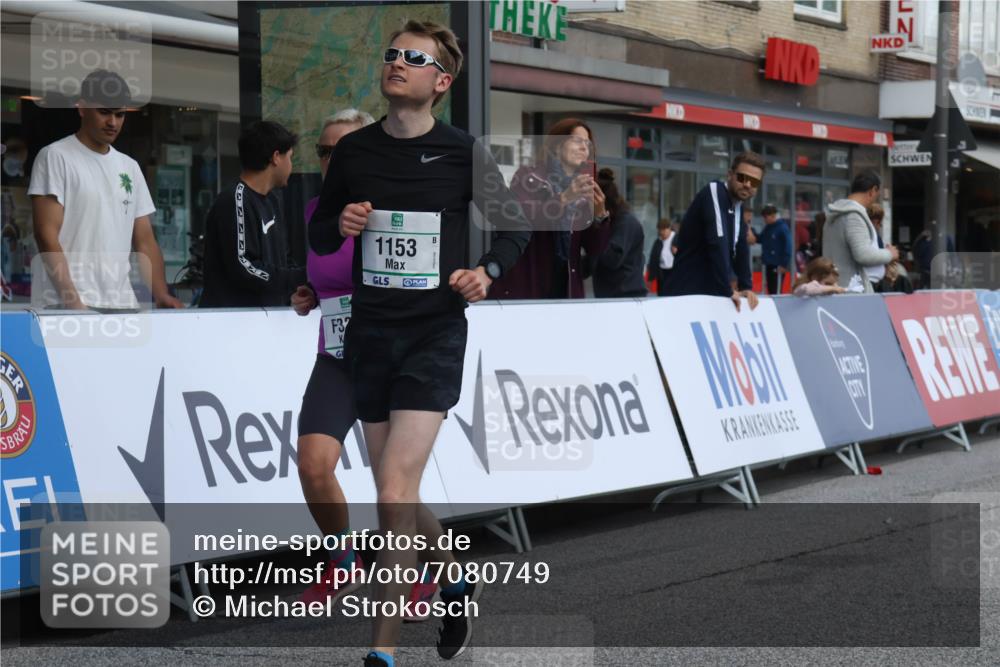 15.09.2024 - PSD Bank Halbmarathon Michael Strokosch http://msf.ph/oto/7080749 15.09.2024 12:25:34 Ziel 1153, 1841, 2250, 2386, 2442, 3283 meine-sportfotos.de
