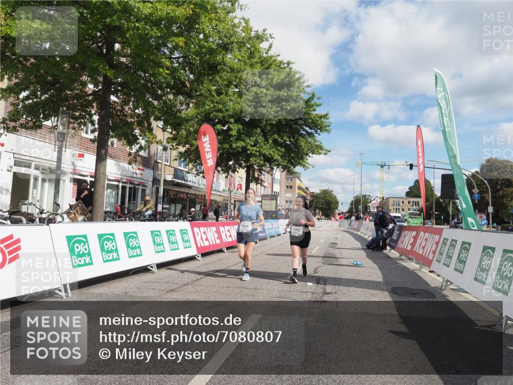 15.09.2024 - PSD Bank Halbmarathon Miley Keyser http://msf.ph/oto/7080807 15.09.2024 12:53:04 Ziel 3252, 3406 meine-sportfotos.de