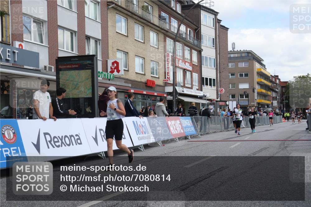 15.09.2024 - PSD Bank Halbmarathon Michael Strokosch http://msf.ph/oto/7080814 15.09.2024 12:25:49 Ziel 3226, 3239, 3281, 3286 meine-sportfotos.de