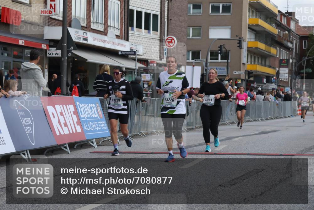 15.09.2024 - PSD Bank Halbmarathon Michael Strokosch http://msf.ph/oto/7080877 15.09.2024 12:25:53 Ziel 3226, 3239, 3281, 3286 meine-sportfotos.de