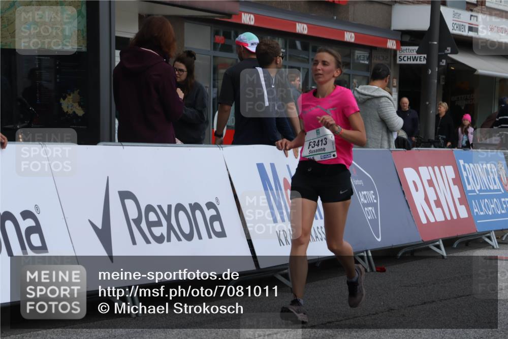 15.09.2024 - PSD Bank Halbmarathon Michael Strokosch http://msf.ph/oto/7081011 15.09.2024 12:26:03 Ziel 3156, 3157, 3226, 3239, 3281, 3413 meine-sportfotos.de
