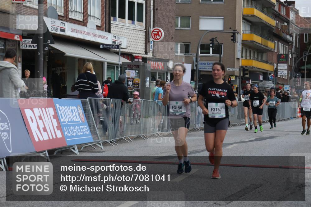 15.09.2024 - PSD Bank Halbmarathon Michael Strokosch http://msf.ph/oto/7081041 15.09.2024 12:26:05 Ziel 3156, 3157, 3226, 3239, 3281, 3413 meine-sportfotos.de