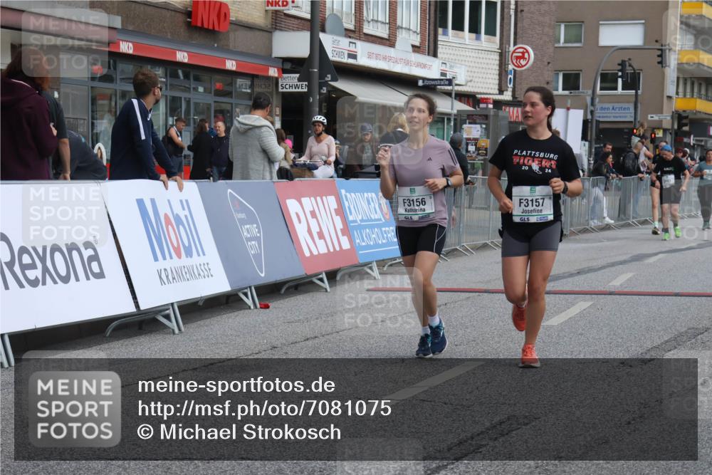 15.09.2024 - PSD Bank Halbmarathon Michael Strokosch http://msf.ph/oto/7081075 15.09.2024 12:26:07 Ziel 2183, 2186, 3156, 3157, 3281, 3413 meine-sportfotos.de