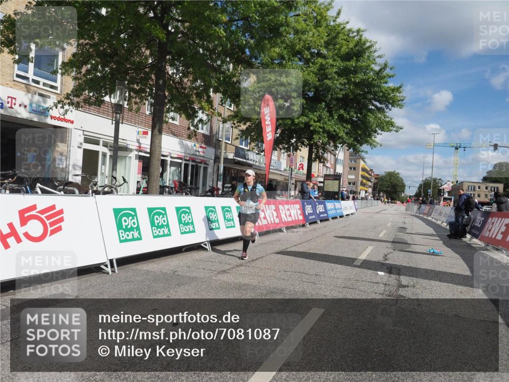 15.09.2024 - PSD Bank Halbmarathon Miley Keyser http://msf.ph/oto/7081087 15.09.2024 12:55:22 Ziel 3210, 3340 meine-sportfotos.de