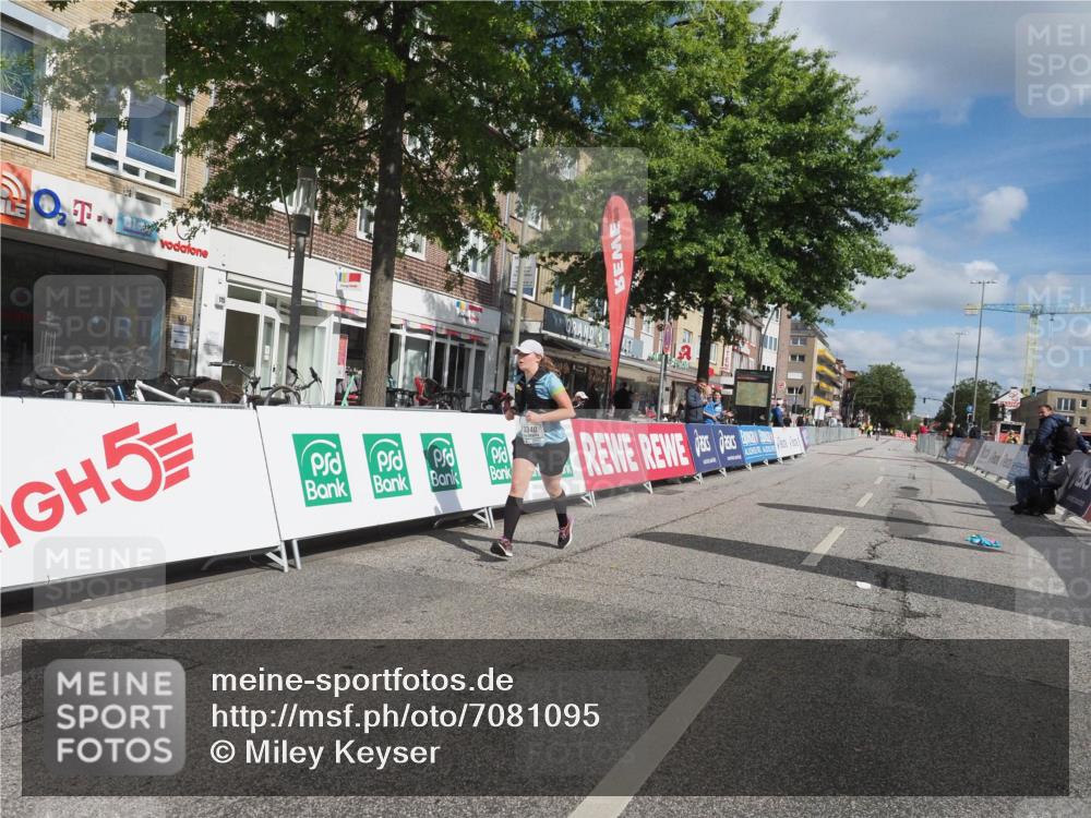 15.09.2024 - PSD Bank Halbmarathon Miley Keyser http://msf.ph/oto/7081095 15.09.2024 12:55:22 Ziel 3210, 3340 meine-sportfotos.de