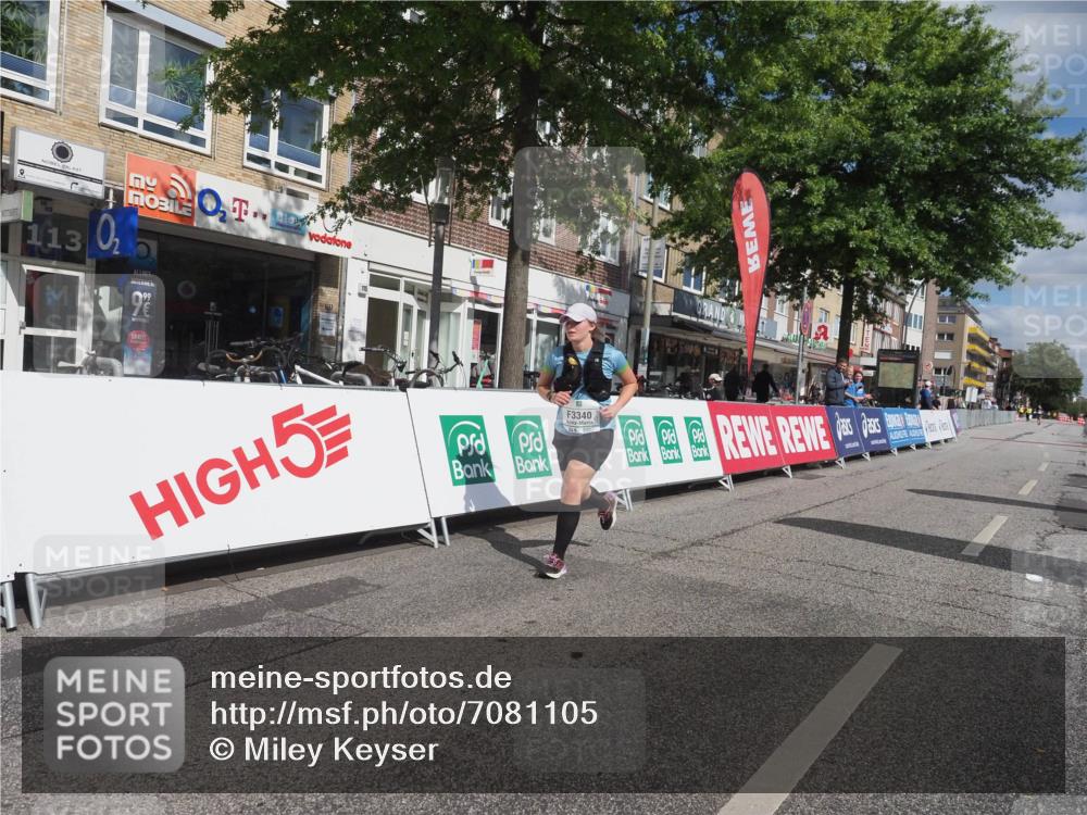 15.09.2024 - PSD Bank Halbmarathon Miley Keyser http://msf.ph/oto/7081105 15.09.2024 12:55:23 Ziel 3210, 3340 meine-sportfotos.de
