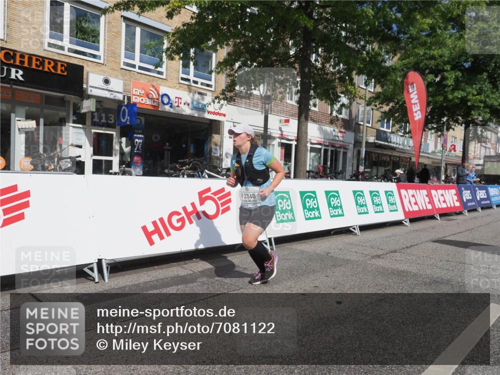 15.09.2024 - PSD Bank Halbmarathon Miley Keyser http://msf.ph/oto/7081122 15.09.2024 12:55:23 Ziel 3210, 3340 meine-sportfotos.de