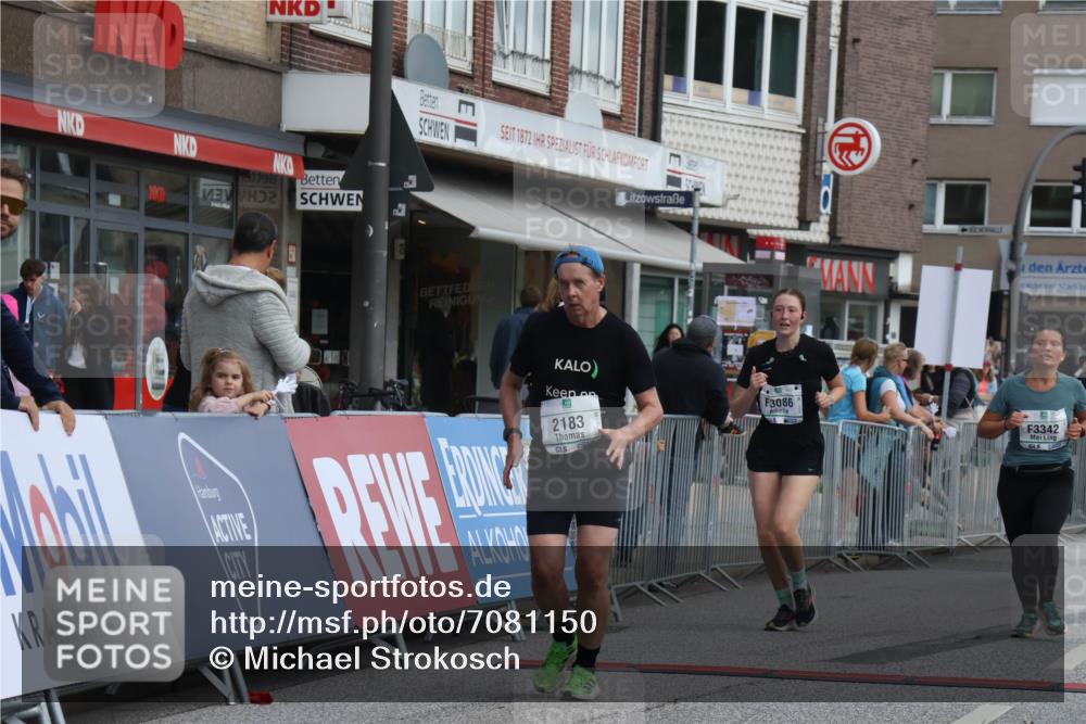 15.09.2024 - PSD Bank Halbmarathon Michael Strokosch http://msf.ph/oto/7081150 15.09.2024 12:26:13 Ziel 2183, 2186, 3086, 3156, 3157, 3342, 3413 meine-sportfotos.de