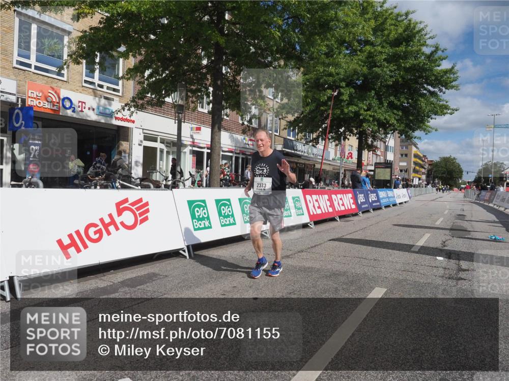 15.09.2024 - PSD Bank Halbmarathon Miley Keyser http://msf.ph/oto/7081155 15.09.2024 12:55:56 Ziel 2373 meine-sportfotos.de