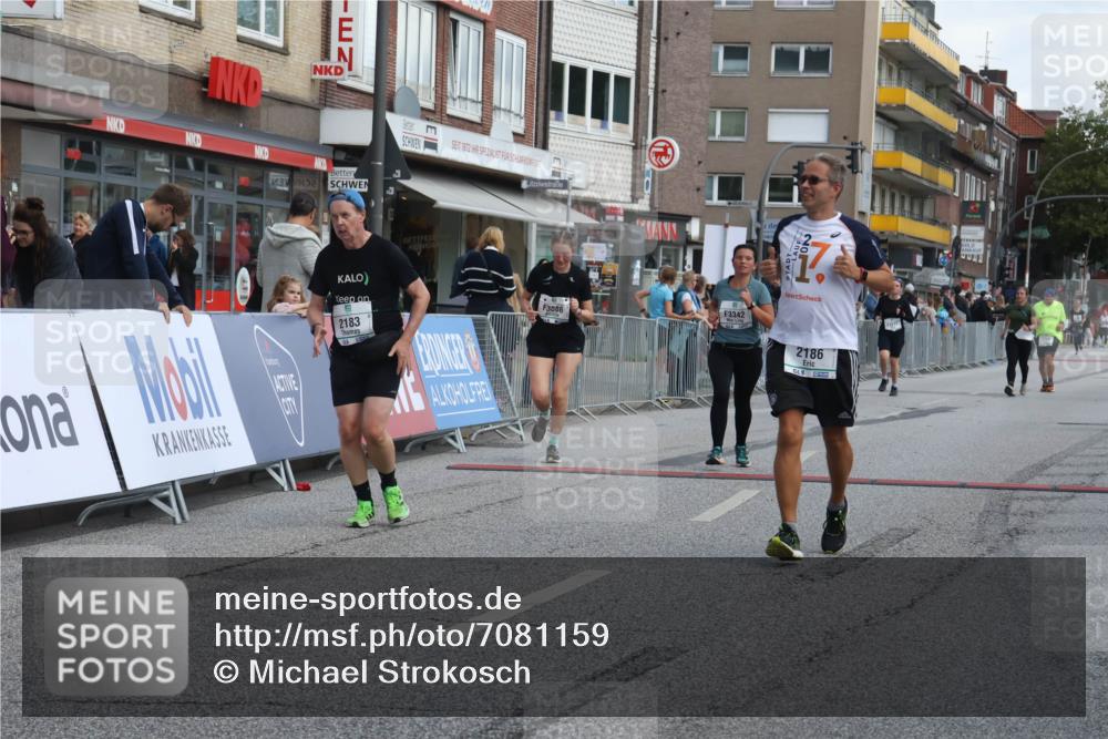 15.09.2024 - PSD Bank Halbmarathon Michael Strokosch http://msf.ph/oto/7081159 15.09.2024 12:26:14 Ziel 2183, 2186, 3086, 3156, 3157, 3342, 3413 meine-sportfotos.de