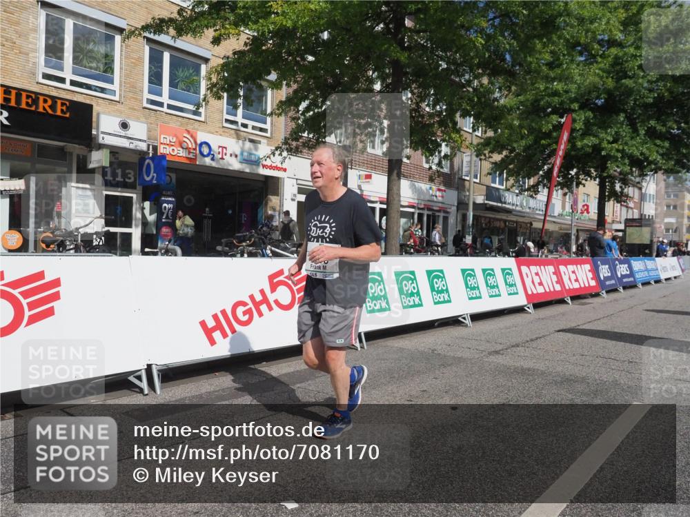 15.09.2024 - PSD Bank Halbmarathon Miley Keyser http://msf.ph/oto/7081170 15.09.2024 12:55:56 Ziel 2373 meine-sportfotos.de