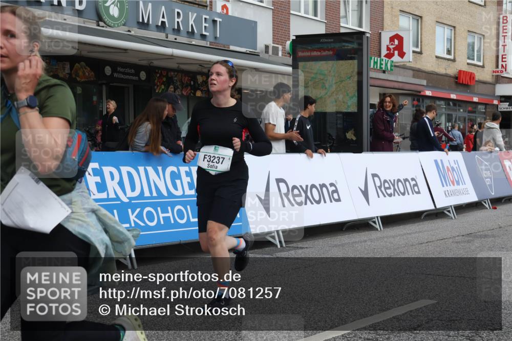 15.09.2024 - PSD Bank Halbmarathon Michael Strokosch http://msf.ph/oto/7081257 15.09.2024 12:26:27 Ziel 2252, 3086, 3237, 3342, 3489 meine-sportfotos.de