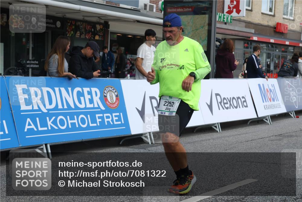 15.09.2024 - PSD Bank Halbmarathon Michael Strokosch http://msf.ph/oto/7081322 15.09.2024 12:26:32 Ziel 2252, 3237, 3374, 3489 meine-sportfotos.de