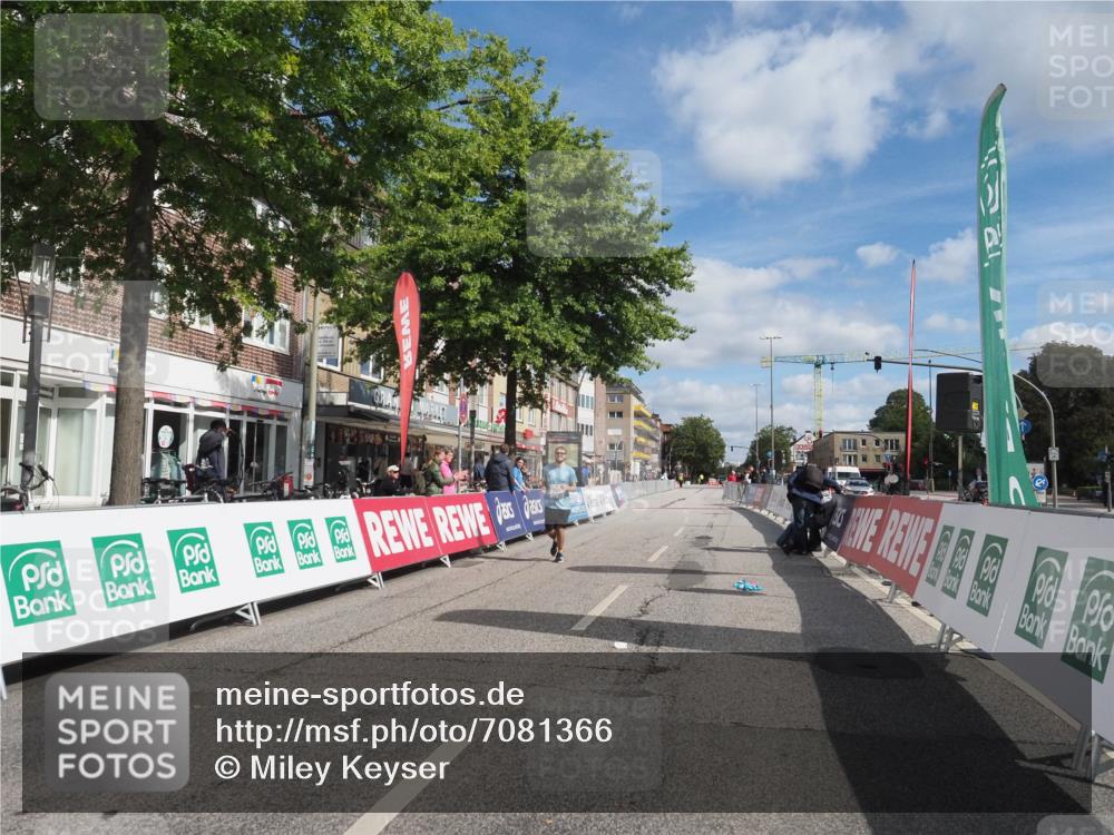 15.09.2024 - PSD Bank Halbmarathon Miley Keyser http://msf.ph/oto/7081366 15.09.2024 12:57:49 Ziel 2371 meine-sportfotos.de