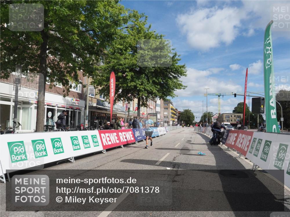 15.09.2024 - PSD Bank Halbmarathon Miley Keyser http://msf.ph/oto/7081378 15.09.2024 12:57:49 Ziel 2371 meine-sportfotos.de