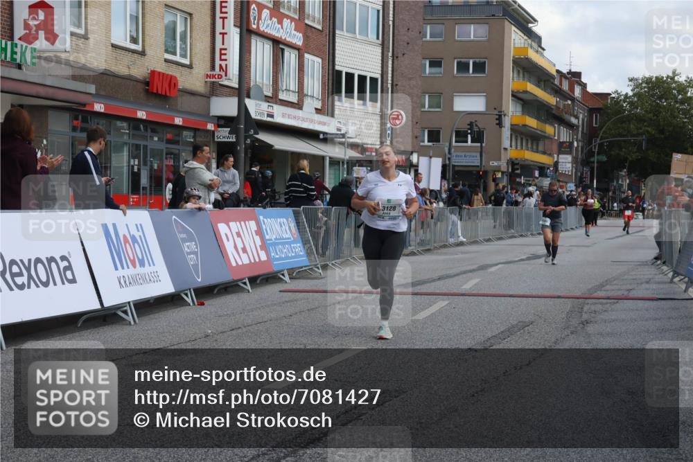 15.09.2024 - PSD Bank Halbmarathon Michael Strokosch http://msf.ph/oto/7081427 15.09.2024 12:26:45 Ziel 2009, 3128, 3374, 3490 meine-sportfotos.de
