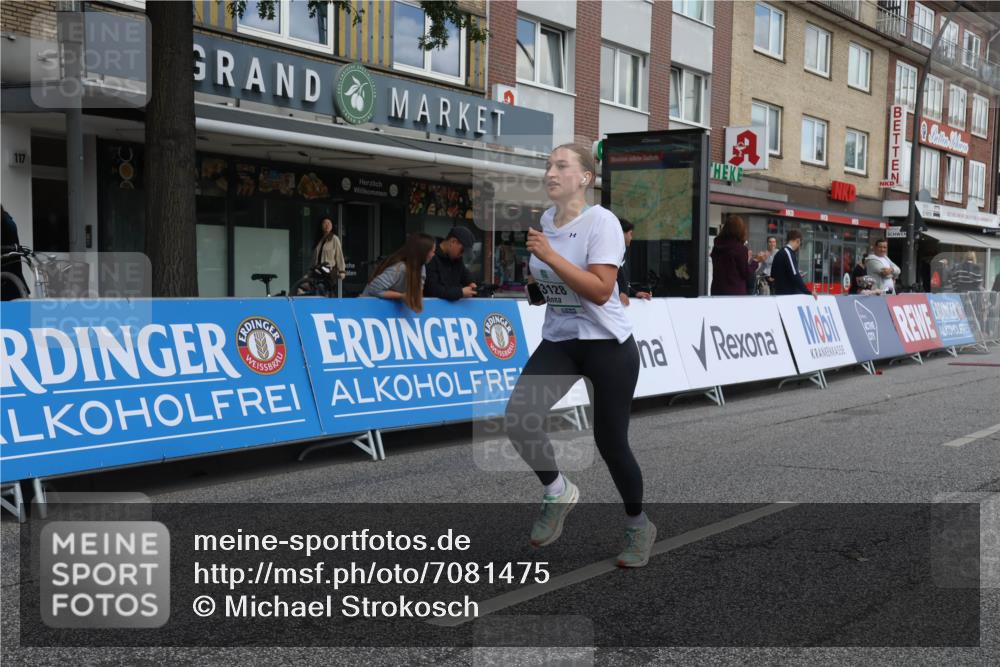 15.09.2024 - PSD Bank Halbmarathon Michael Strokosch http://msf.ph/oto/7081475 15.09.2024 12:26:47 Ziel 2009, 3128, 3374, 3490 meine-sportfotos.de