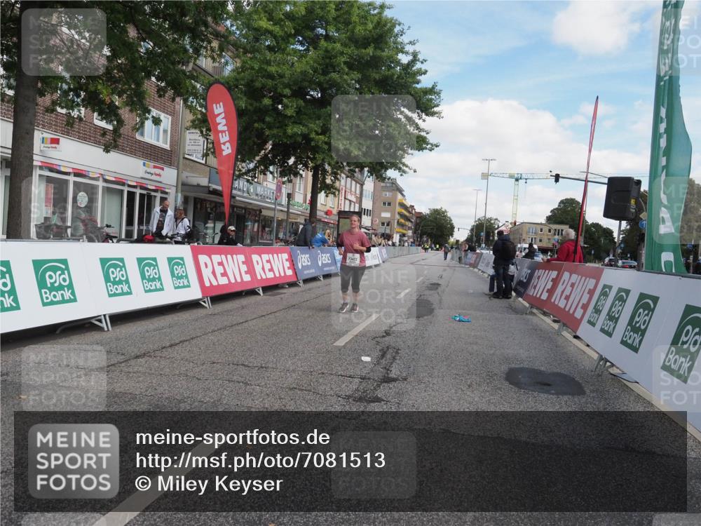 15.09.2024 - PSD Bank Halbmarathon Miley Keyser http://msf.ph/oto/7081513 15.09.2024 12:59:31 Ziel 3422 meine-sportfotos.de