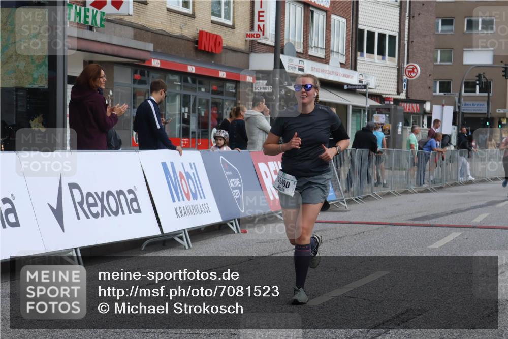 15.09.2024 - PSD Bank Halbmarathon Michael Strokosch http://msf.ph/oto/7081523 15.09.2024 12:26:52 Ziel 2009, 2113, 3128, 3249, 3374, 3490 meine-sportfotos.de