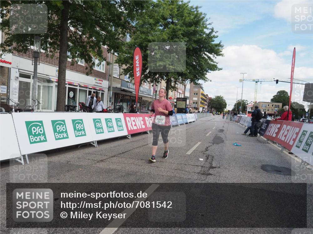15.09.2024 - PSD Bank Halbmarathon Miley Keyser http://msf.ph/oto/7081542 15.09.2024 12:59:32 Ziel 3422 meine-sportfotos.de