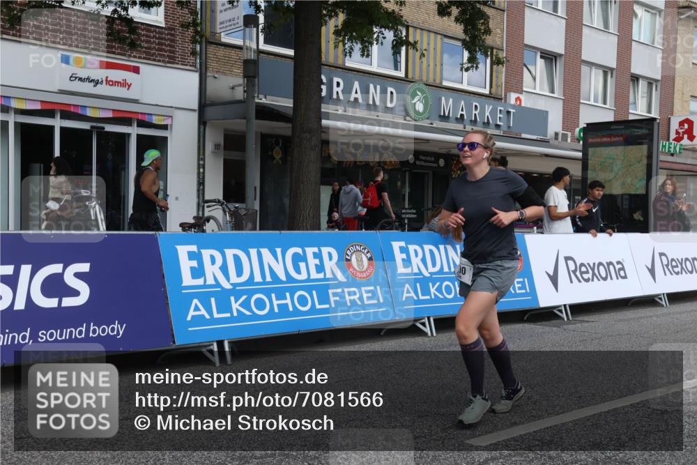 15.09.2024 - PSD Bank Halbmarathon Michael Strokosch http://msf.ph/oto/7081566 15.09.2024 12:26:54 Ziel 2113, 3128, 3249, 3490 meine-sportfotos.de
