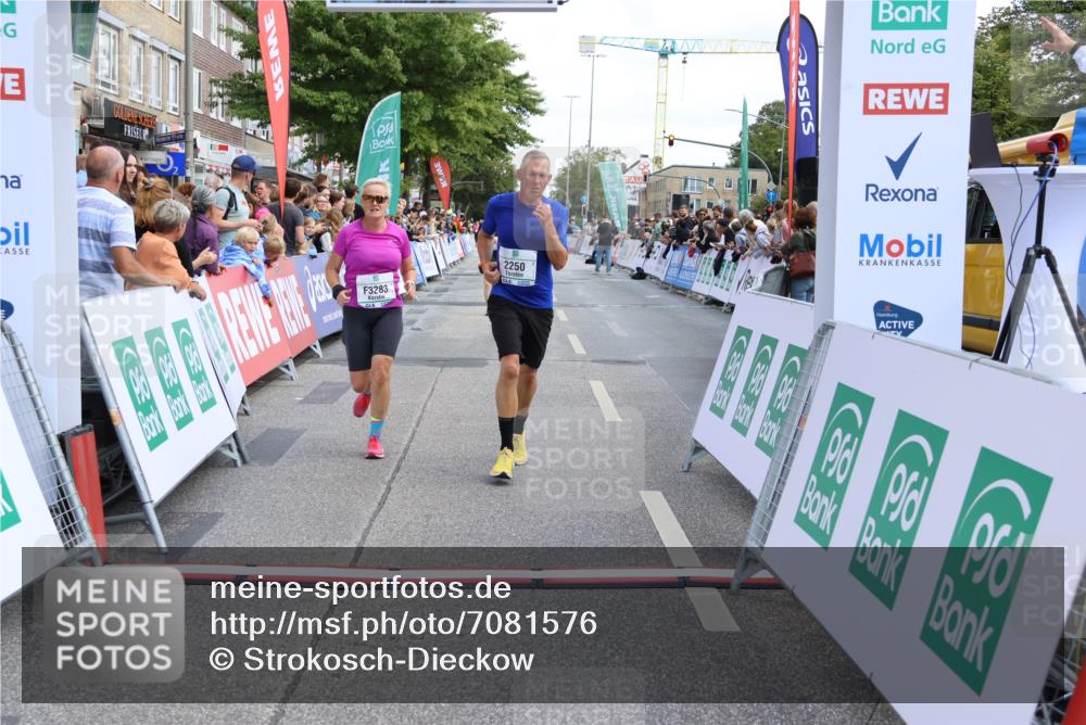 15.09.2024 - PSD Bank Halbmarathon Strokosch-Dieckow http://msf.ph/oto/7081576 15.09.2024 12:25:53 Ziel 1153, 1841, 2239, 2250, 2386, 2442, 3283 meine-sportfotos.de
