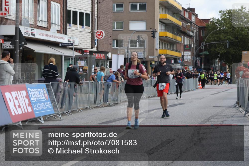 15.09.2024 - PSD Bank Halbmarathon Michael Strokosch http://msf.ph/oto/7081583 15.09.2024 12:26:57 Ziel 2113, 3128, 3249, 3490 meine-sportfotos.de