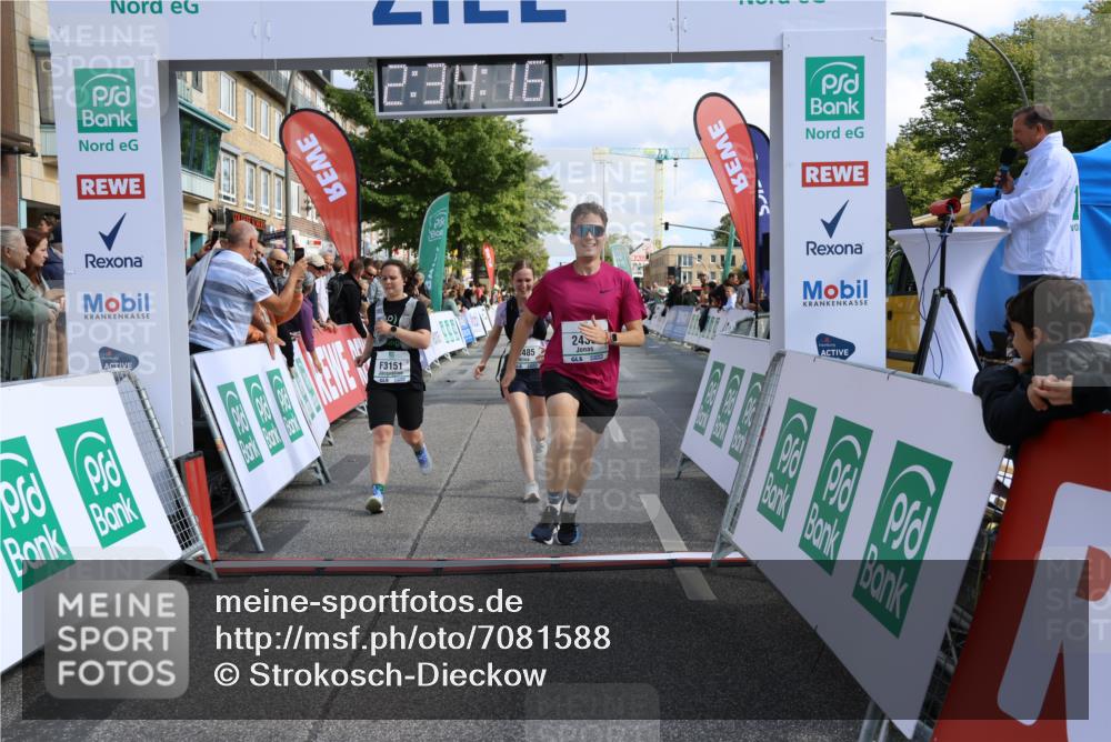 15.09.2024 - PSD Bank Halbmarathon Strokosch-Dieckow http://msf.ph/oto/7081588 15.09.2024 12:35:07 Ziel 2438, 3151, 3251, 3273, 3485 meine-sportfotos.de