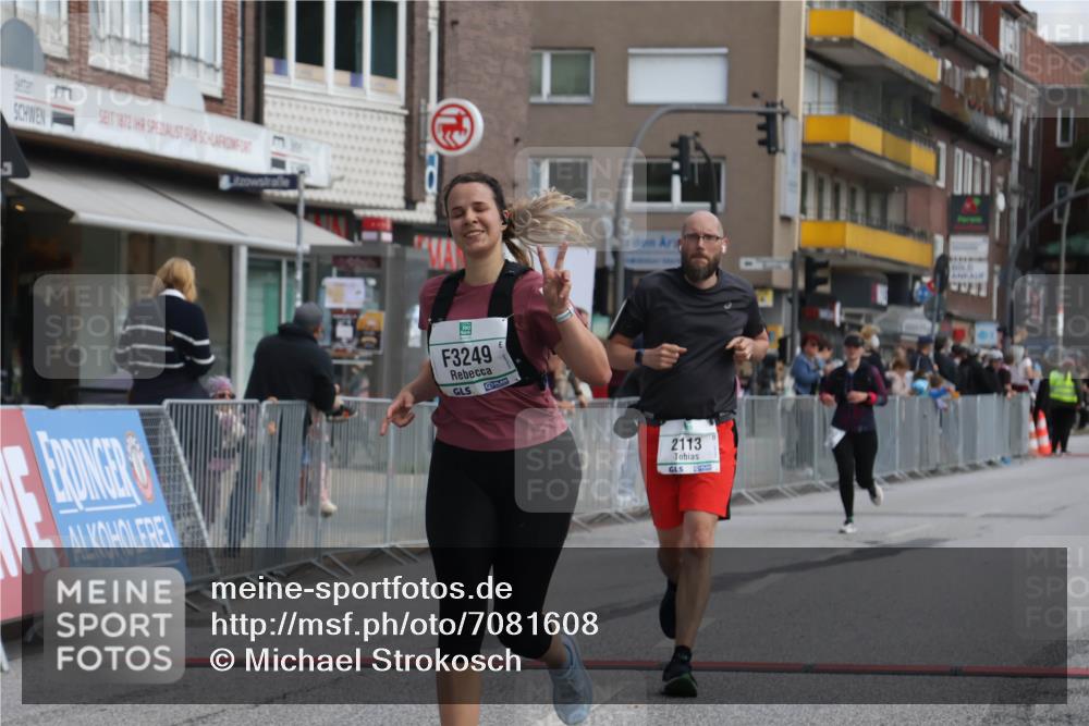 15.09.2024 - PSD Bank Halbmarathon Michael Strokosch http://msf.ph/oto/7081608 15.09.2024 12:26:58 Ziel 2113, 2812, 3249, 3490 meine-sportfotos.de