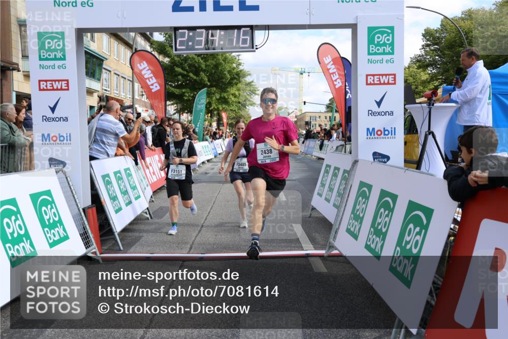 15.09.2024 - PSD Bank Halbmarathon Strokosch-Dieckow http://msf.ph/oto/7081614 15.09.2024 12:35:07 Ziel 2438, 3151, 3251, 3273, 3485 meine-sportfotos.de