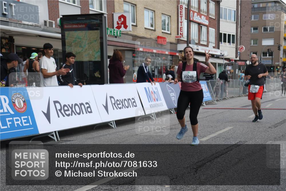 15.09.2024 - PSD Bank Halbmarathon Michael Strokosch http://msf.ph/oto/7081633 15.09.2024 12:26:59 Ziel 2113, 2812, 3249, 3490 meine-sportfotos.de