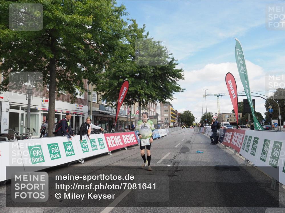 15.09.2024 - PSD Bank Halbmarathon Miley Keyser http://msf.ph/oto/7081641 15.09.2024 13:01:17 Ziel  meine-sportfotos.de