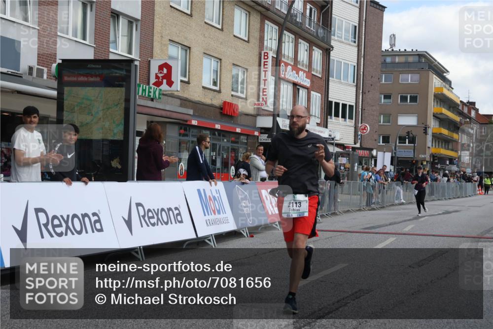 15.09.2024 - PSD Bank Halbmarathon Michael Strokosch http://msf.ph/oto/7081656 15.09.2024 12:27:01 Ziel 2113, 2812, 3249, 3490 meine-sportfotos.de