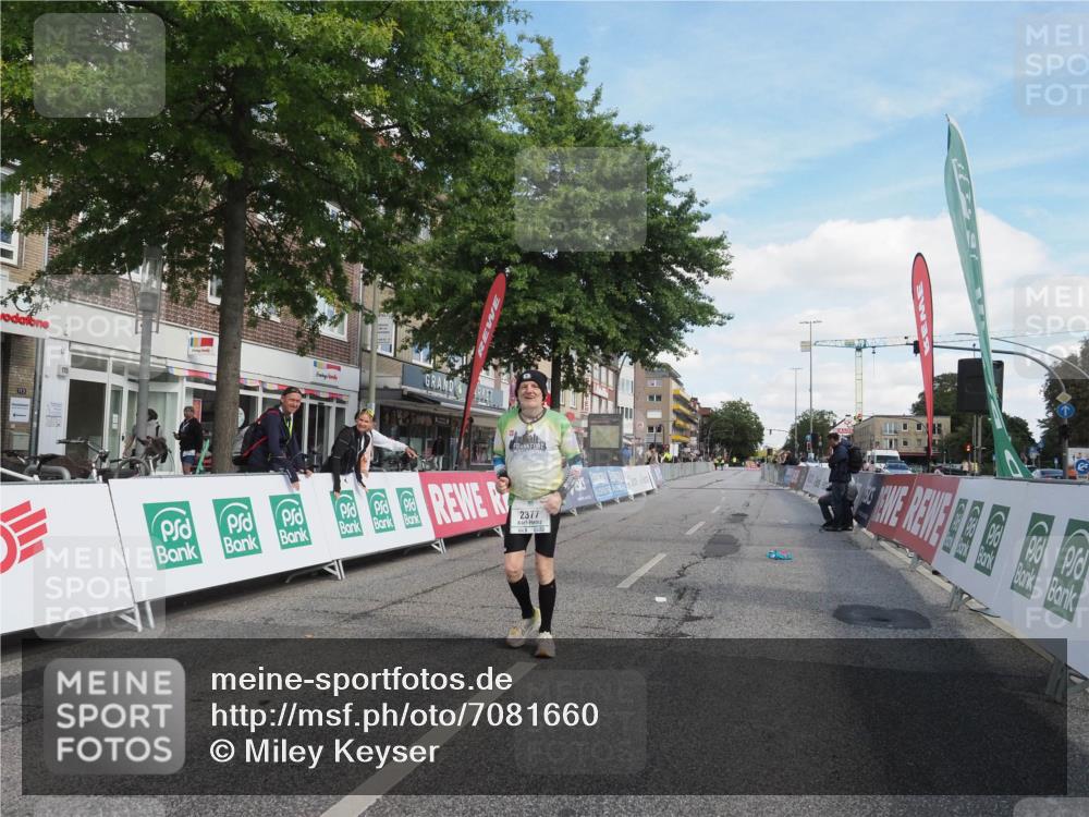 15.09.2024 - PSD Bank Halbmarathon Miley Keyser http://msf.ph/oto/7081660 15.09.2024 13:01:18 Ziel  meine-sportfotos.de