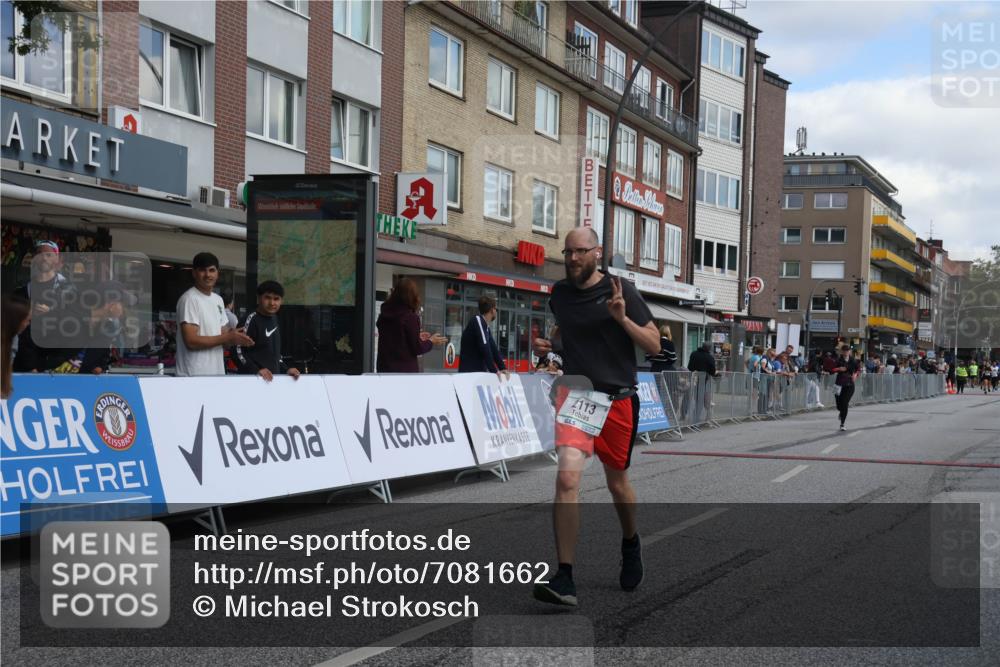 15.09.2024 - PSD Bank Halbmarathon Michael Strokosch http://msf.ph/oto/7081662 15.09.2024 12:27:01 Ziel 2113, 2812, 3249, 3490 meine-sportfotos.de