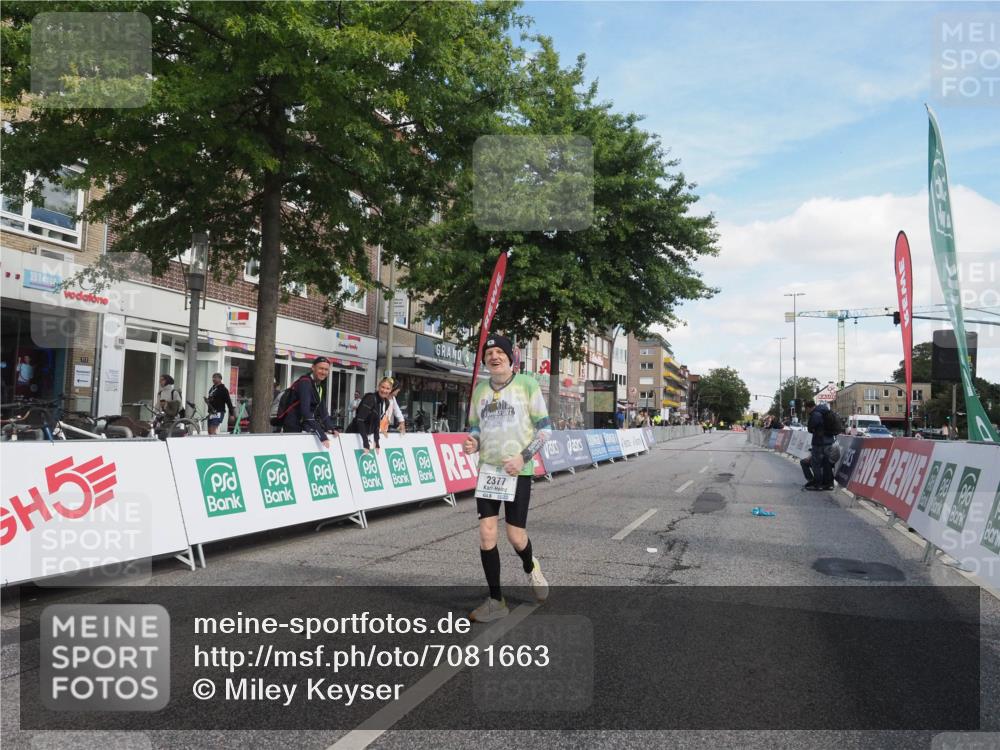 15.09.2024 - PSD Bank Halbmarathon Miley Keyser http://msf.ph/oto/7081663 15.09.2024 13:01:18 Ziel  meine-sportfotos.de
