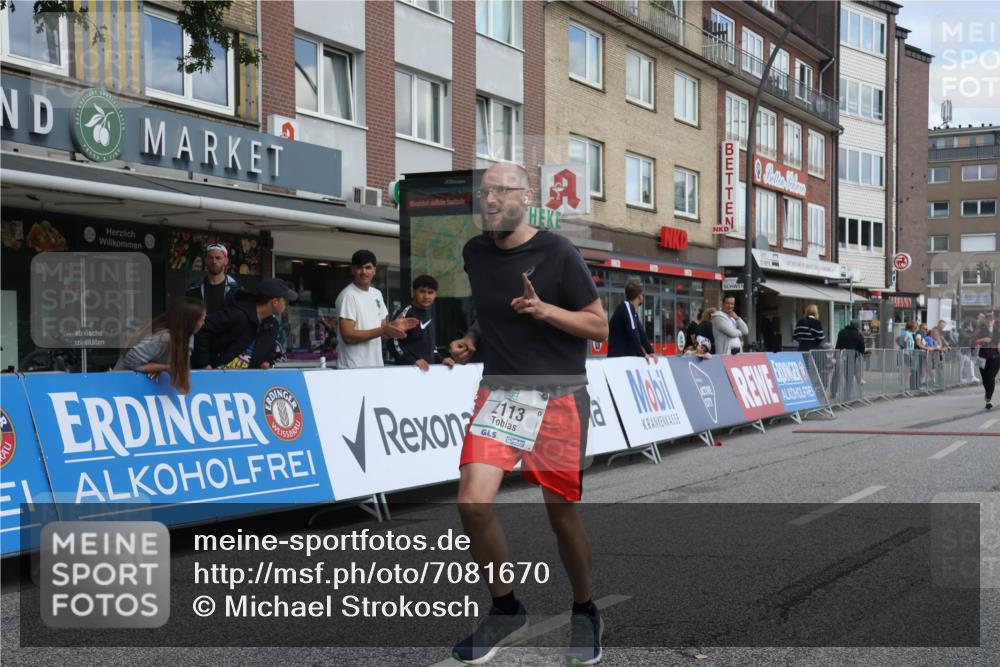 15.09.2024 - PSD Bank Halbmarathon Michael Strokosch http://msf.ph/oto/7081670 15.09.2024 12:27:02 Ziel 2113, 2812, 3249, 3490 meine-sportfotos.de