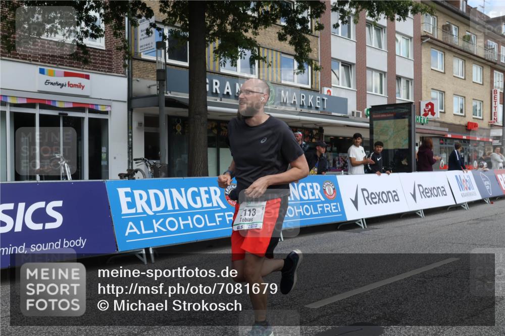 15.09.2024 - PSD Bank Halbmarathon Michael Strokosch http://msf.ph/oto/7081679 15.09.2024 12:27:03 Ziel 2113, 2812, 3249 meine-sportfotos.de